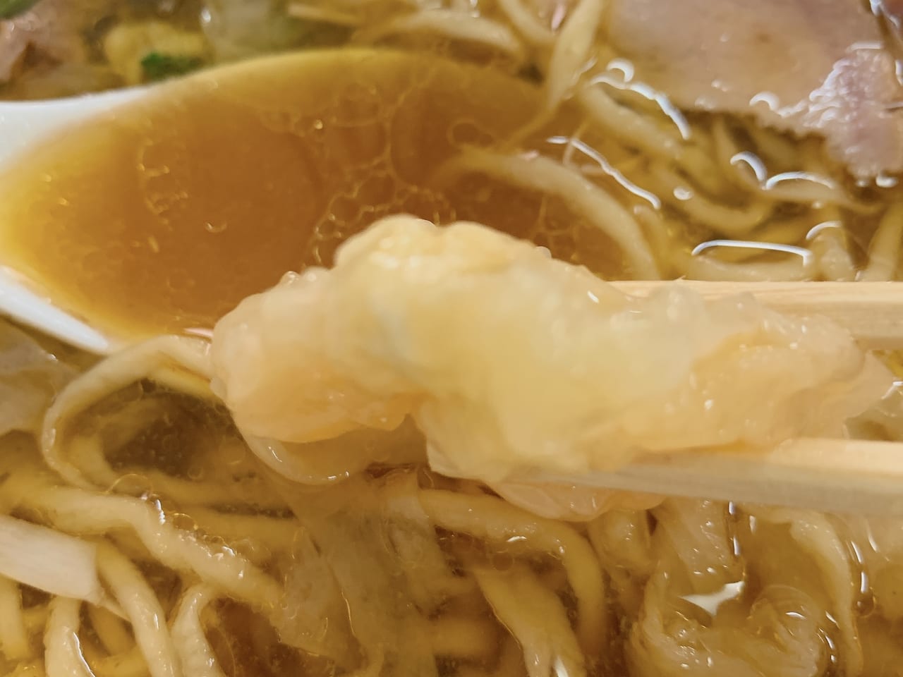 手打焔のチャーシューワンタン麺04