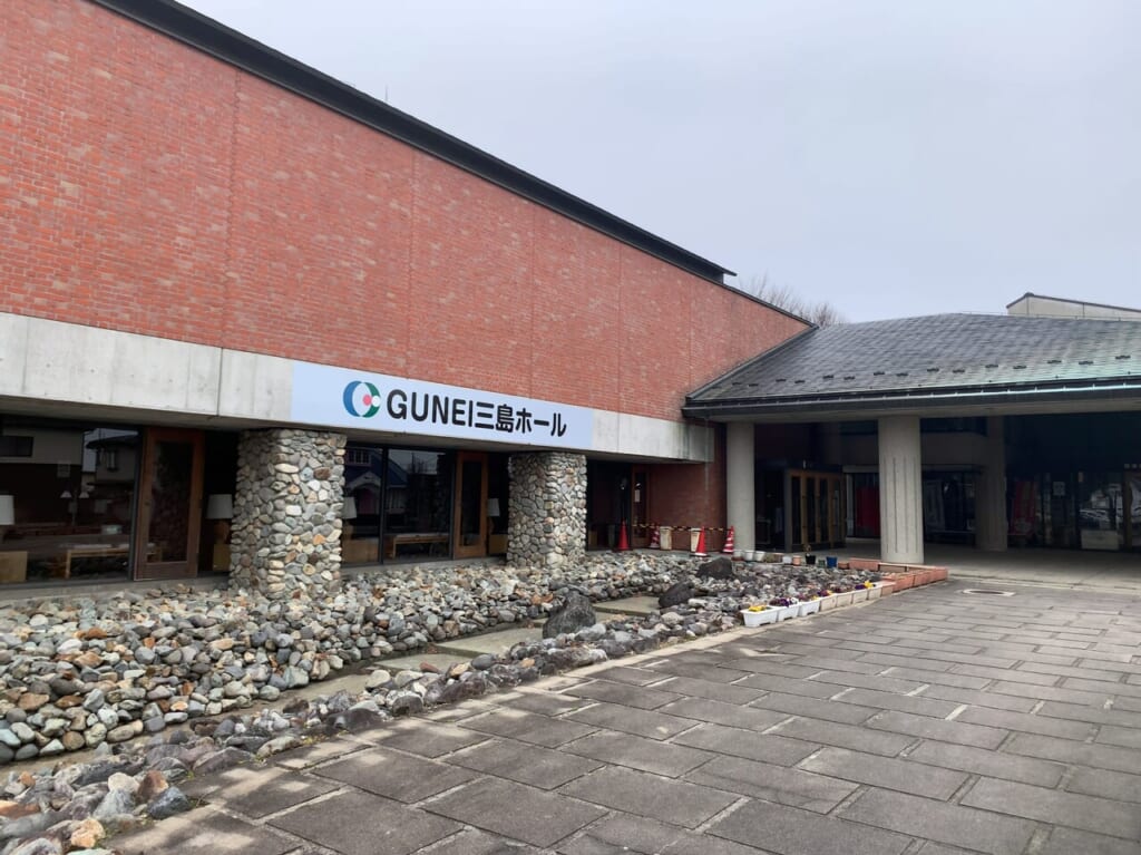 三島ホール01