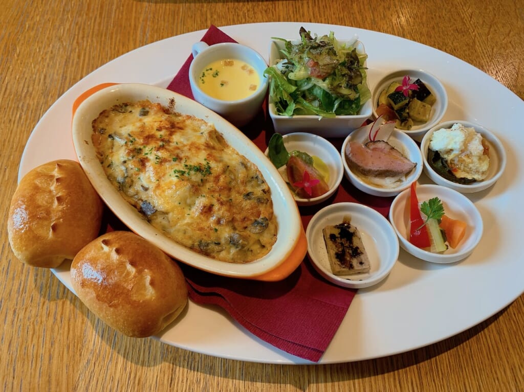 ボヌールカフェ09