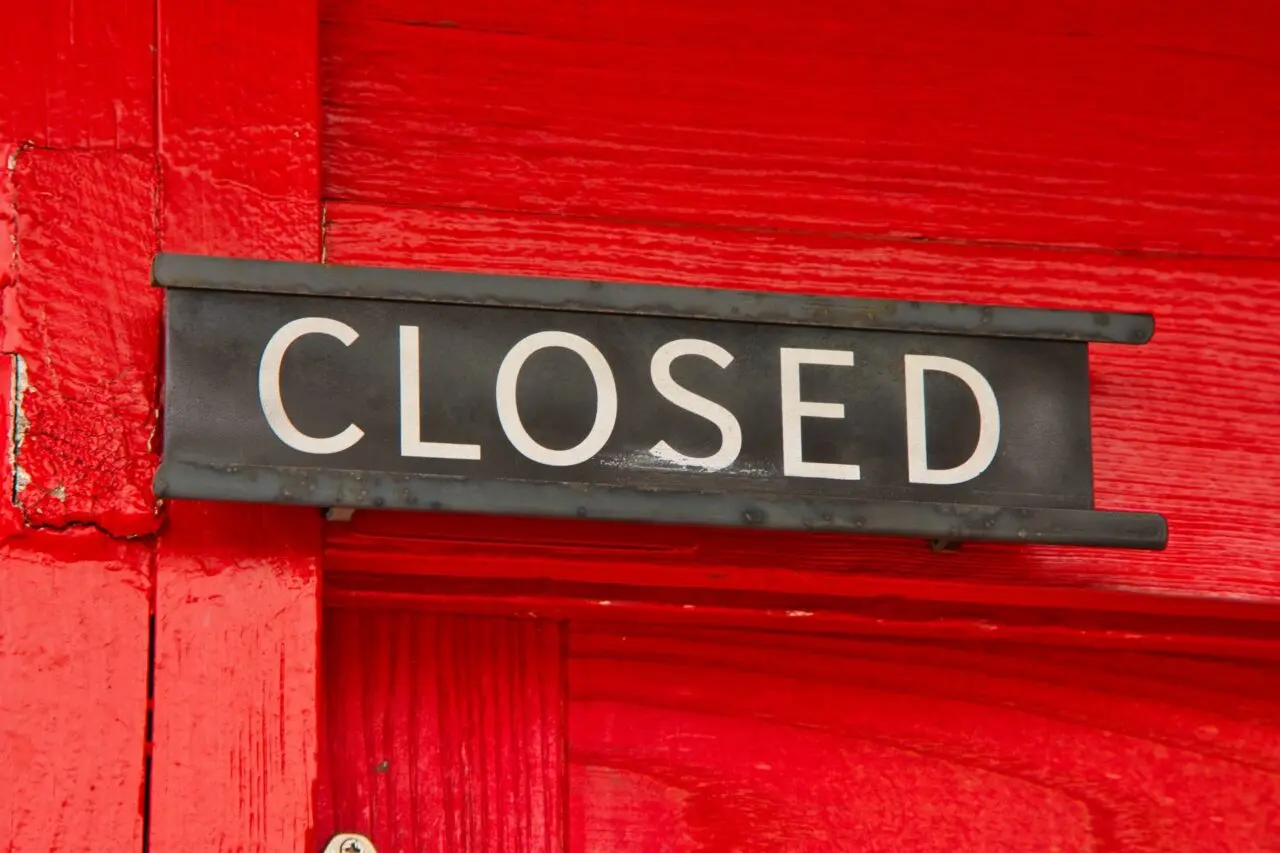 閉店イメージ2504-02