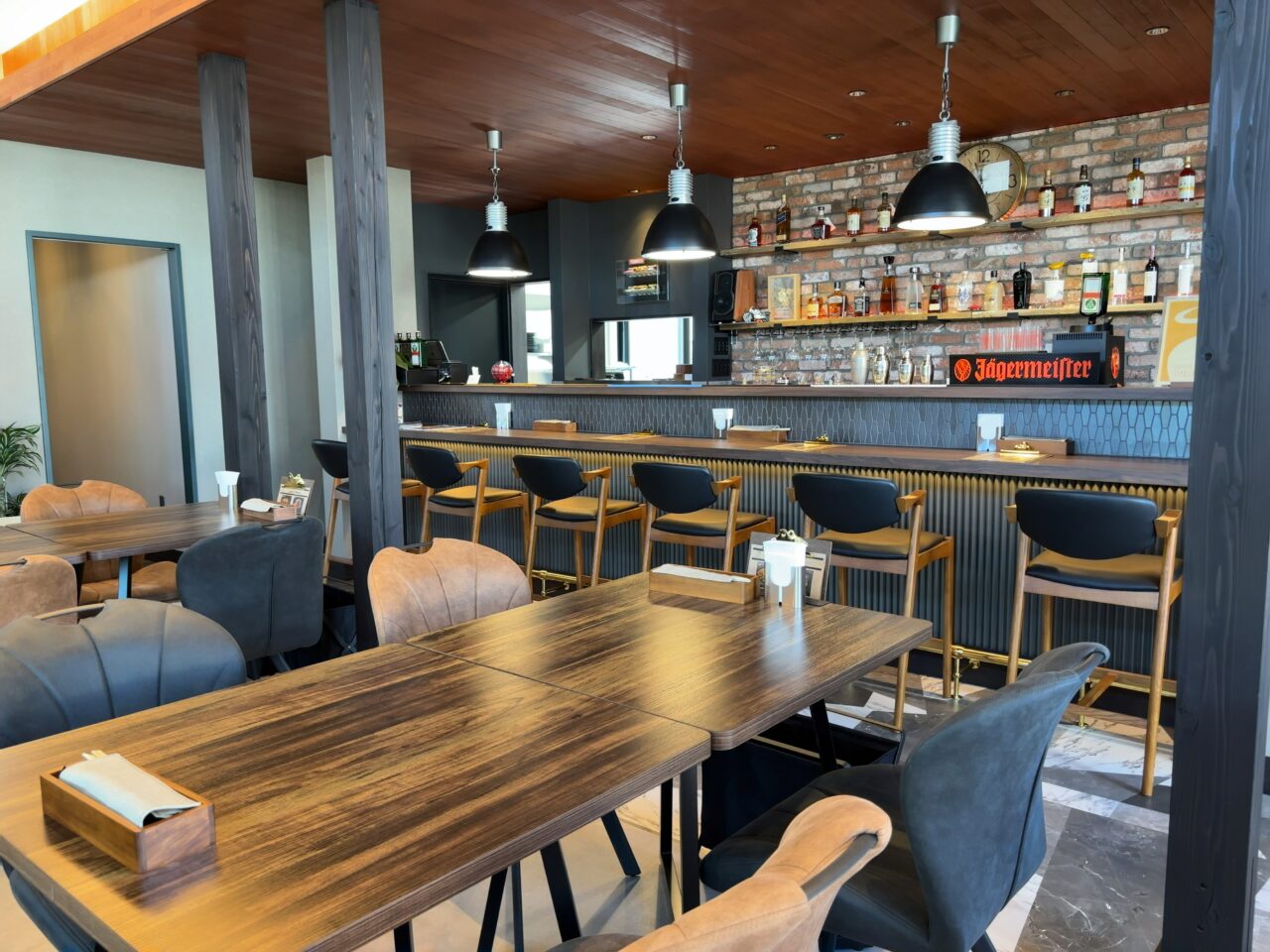 cafe&barSignal05
