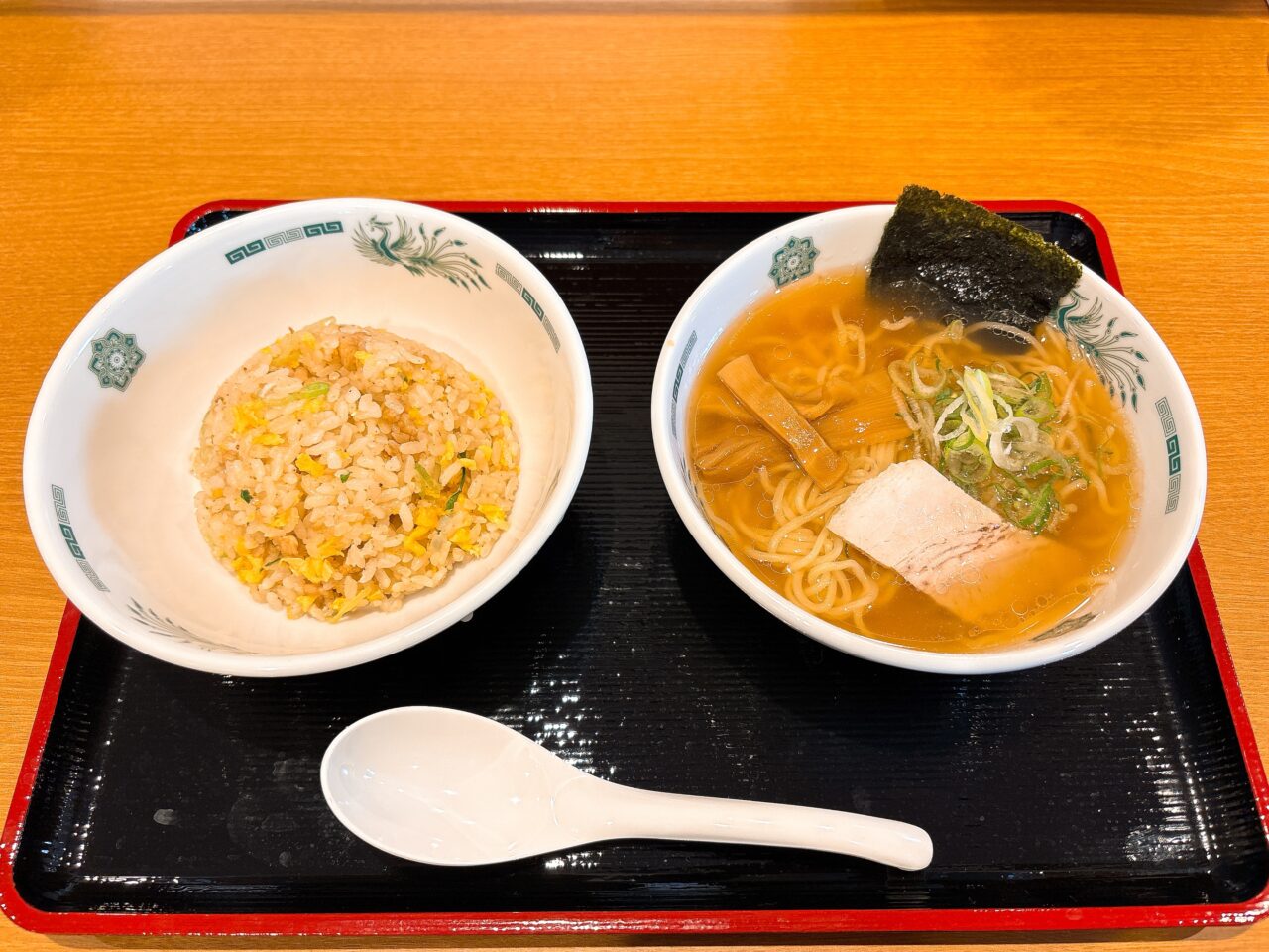 日高屋オープン大盛況07