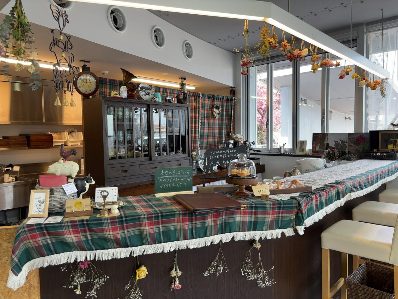 チーズ喫茶 うし時々やぎ04