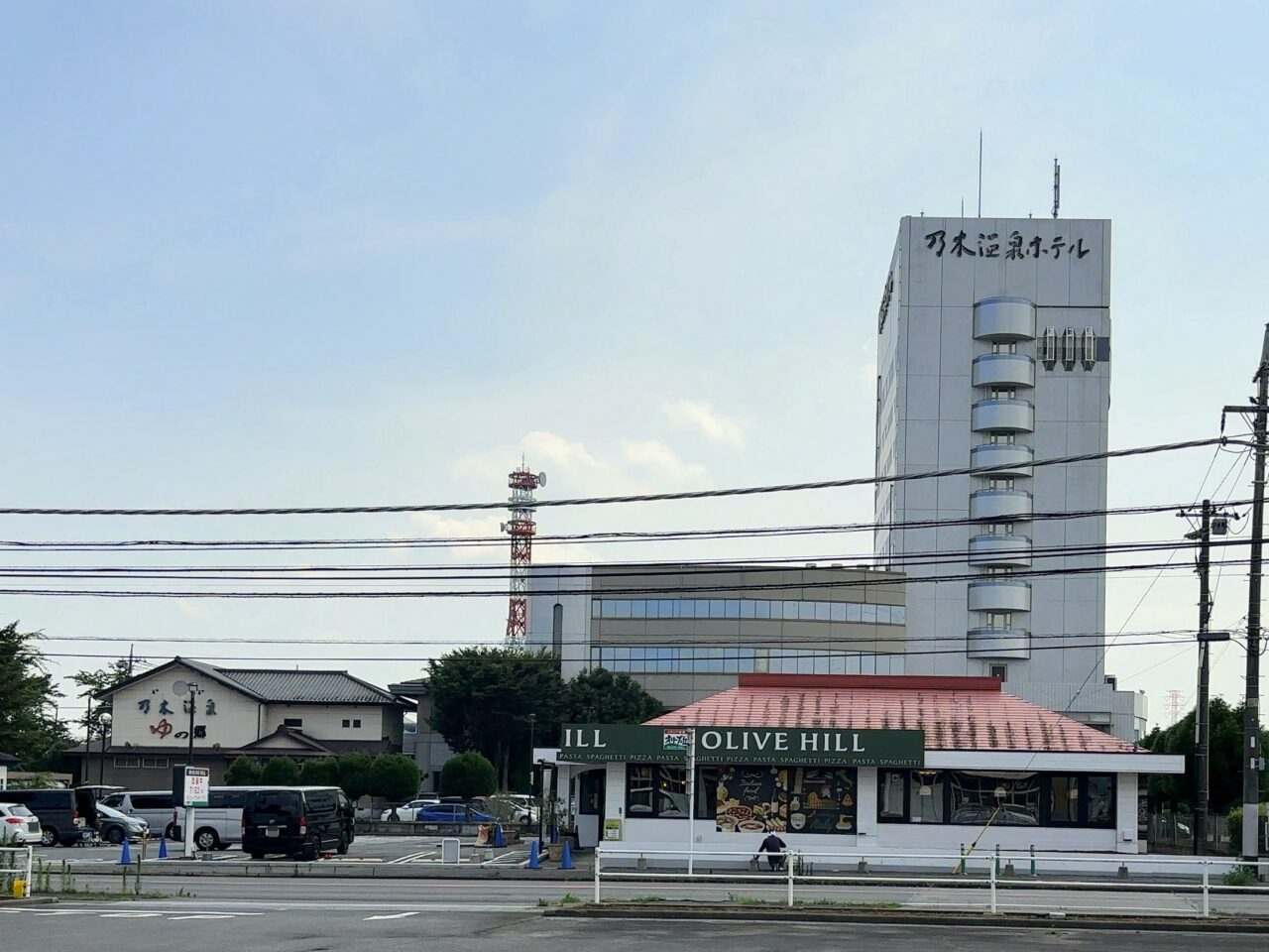 オリーブの丘改装中02