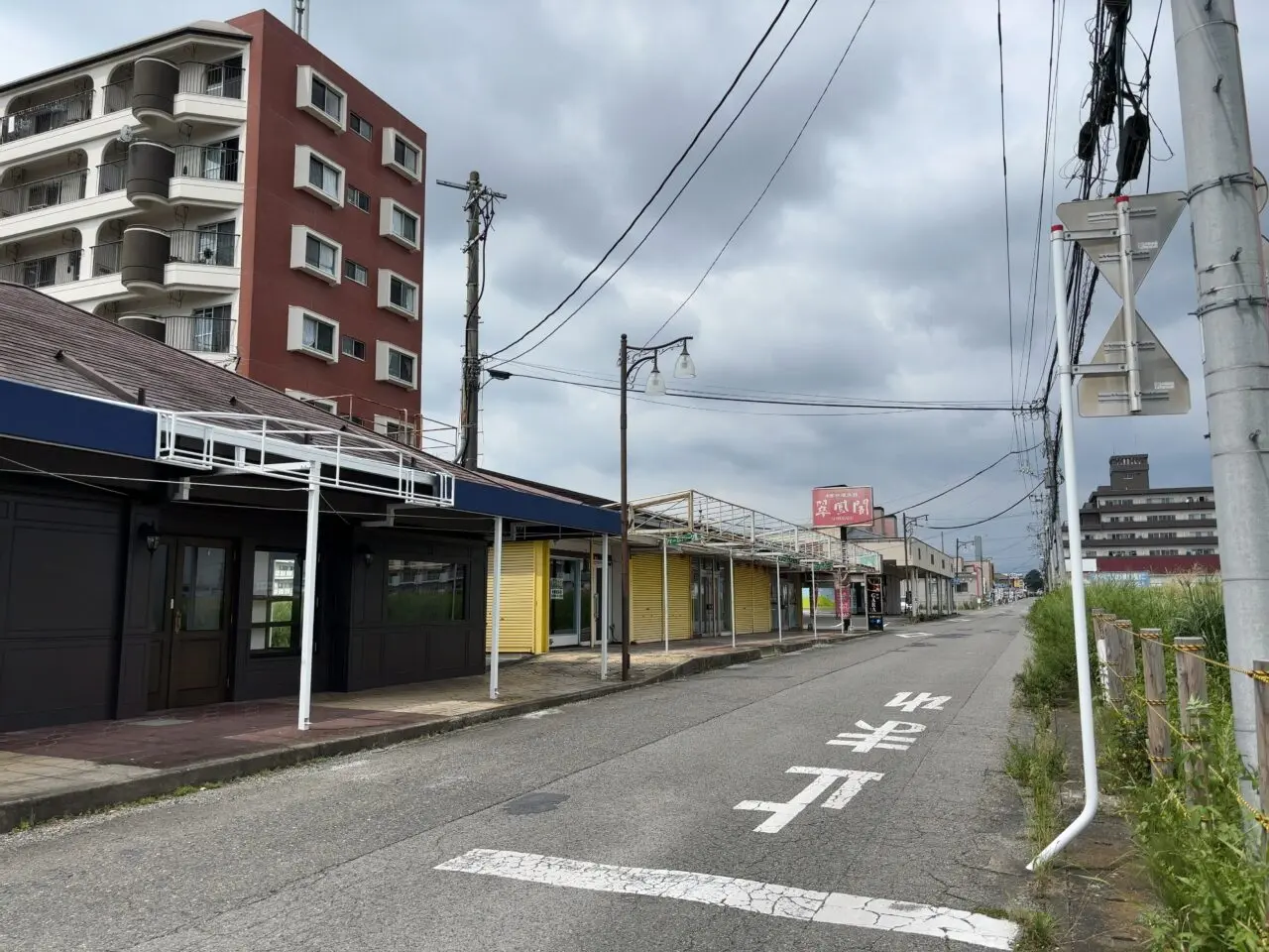 居酒屋幸跡地工事中02